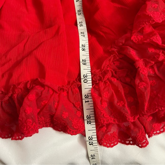 Red V-neckline lace ruffle crisscross back cutout dress - Picture 10 of 13